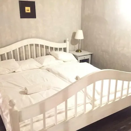 Mary's Vintage Studio Βουδαπέστη